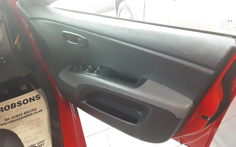 Hyundai Sold i10