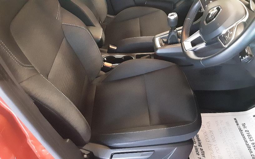 Renault Sorry Sold Captur Red/Black Edition