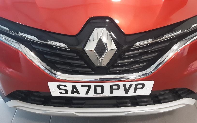 Renault Sorry Sold Captur Red/Black Edition
