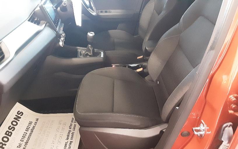 Renault Sorry Sold Captur Red/Black Edition