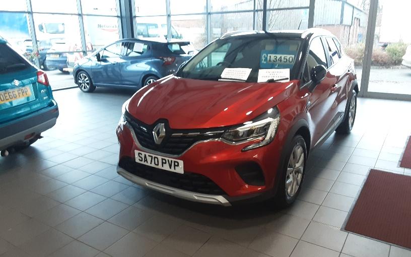 Renault Sorry Sold Captur Red/Black Edition