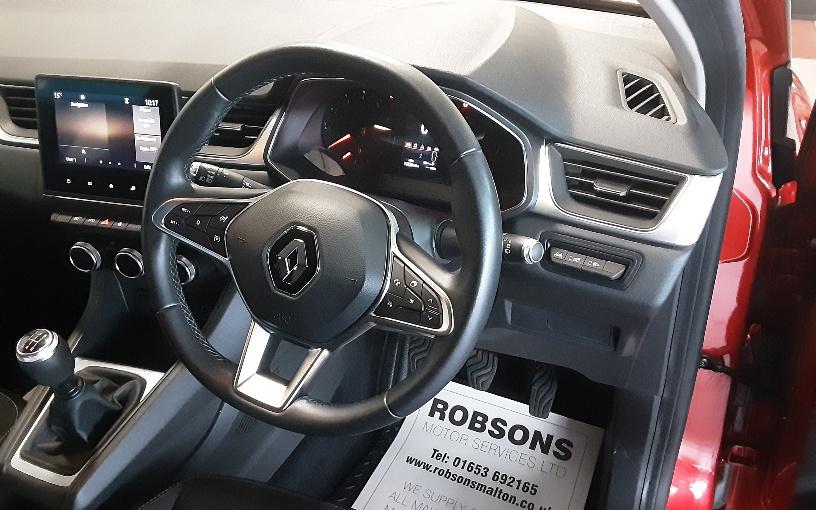 Renault Sorry Sold Captur Red/Black Edition